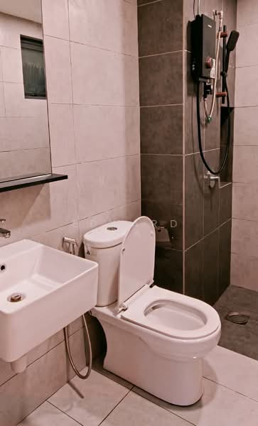 Servis Apartment untuk Disewa di D'Erica - Edward Chai - Bathroom - PropertyGuru.com.my