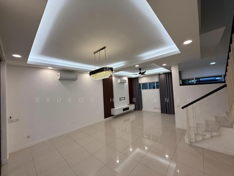 2-storey Terraced House for Sale in Shah Alam (Selangor) - Syukor Hartanah - Living Room - PropertyGuru.com.my