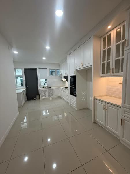 2-storey Terraced House for Sale in Shah Alam (Selangor) - Syukor Hartanah - Kitchen - PropertyGuru.com.my