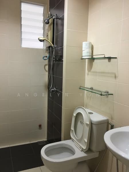 Kondominium untuk Disewa di Rosvilla Condominium - Angelyn Yong - Bathroom - PropertyGuru.com.my