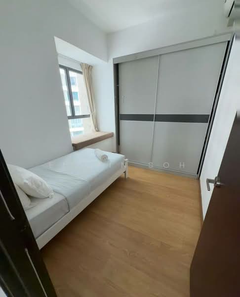 Condominium for Rent at Bay Point @ Country Garden Danga Bay - Eldwin Soh - Bedroom - PropertyGuru.com.my