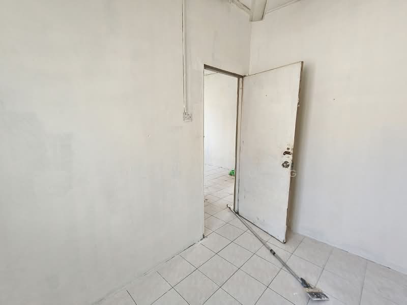 For Sale - Bandar Armada Putra