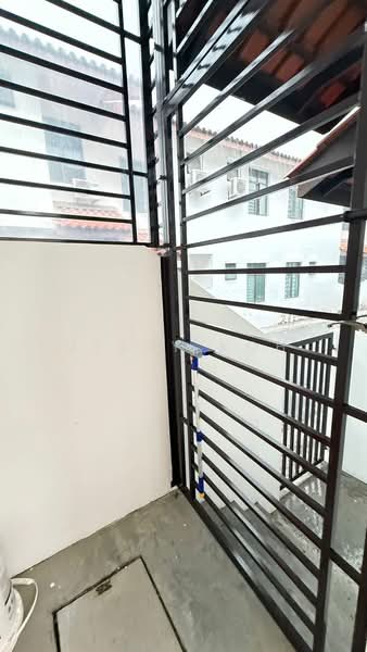 2-storey Terraced House for Rent in Taman Dato Onn (Johor Bahru) - Jessy Koh - Balcony - PropertyGuru.com.my