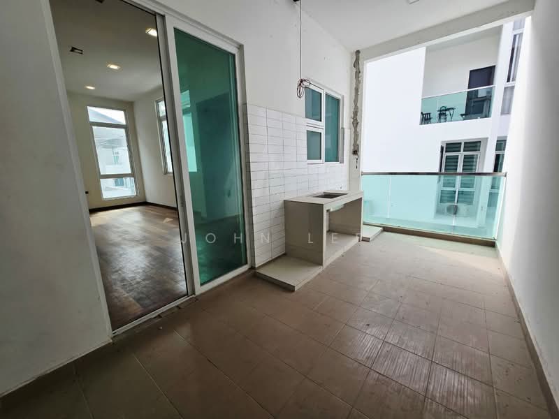 Semi-Detached House for Sale in Kinrara Residence (Puchong) - John Lee - Balcony - PropertyGuru.com.my