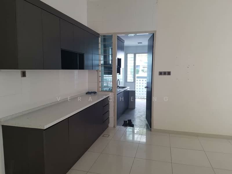 2-storey Terraced House for Sale in East Ledang (Iskandar Puteri (Nusajaya)) - Vera Cheong - Kitchen - PropertyGuru.com.my