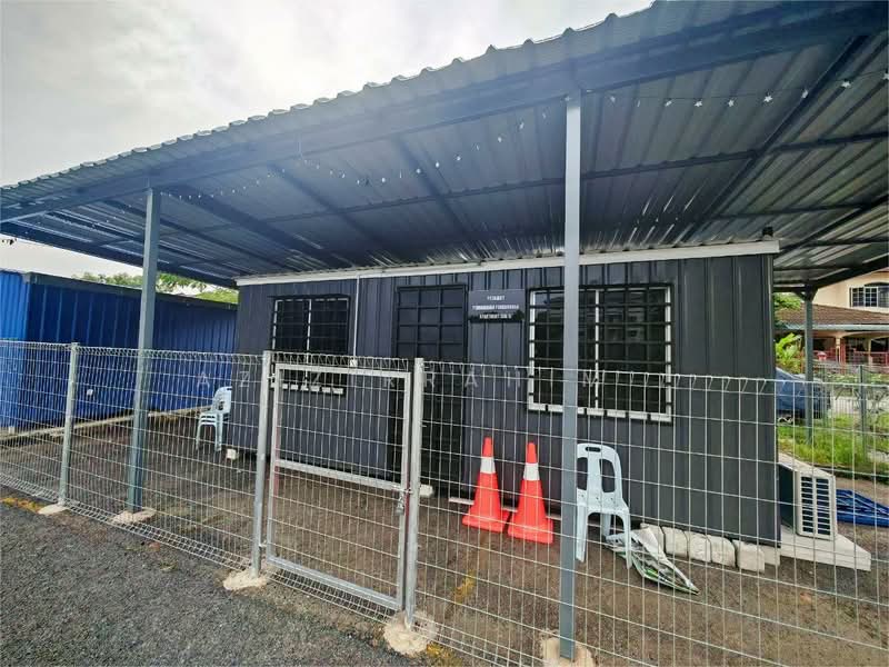 Flat for Sale at Bandar Teknologi Kajang Flat - Azizirrahim . - Exterior - PropertyGuru.com.my