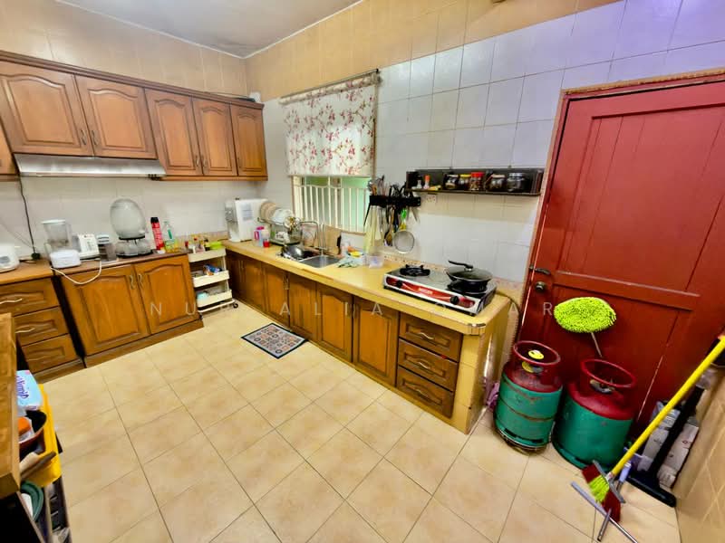 2-storey Terraced House for Sale in Taman Seri Sementa (Kapar) - Nur Alia Omar - Kitchen - PropertyGuru.com.my
