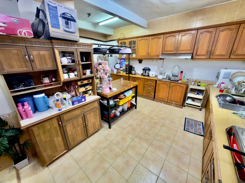 2-storey Terraced House for Sale in Taman Seri Sementa (Kapar) - Nur Alia Omar - Kitchen - PropertyGuru.com.my