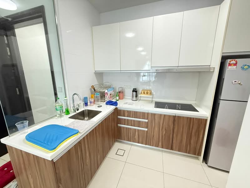 Servis Apartment untuk Dijual di Setia Sky 88 - Gideon Chan - Kitchen - PropertyGuru.com.my