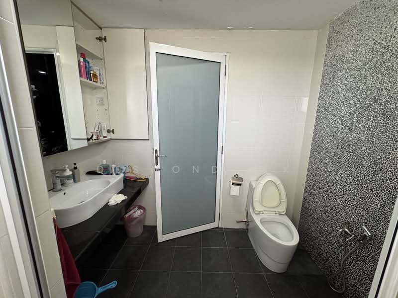2-storey Terraced House for Sale in Taman Bukit Maluri (Kepong) - Desmond Kok - Bathroom - PropertyGuru.com.my