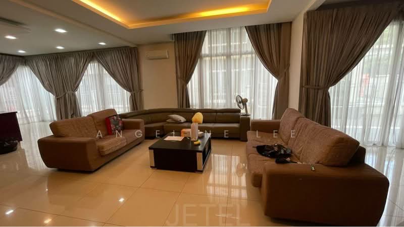 Rumah Teres 2 Tingkat untuk Dijual di Bandar Parklands (Klang) - Angeline lee - Living Room - PropertyGuru.com.my