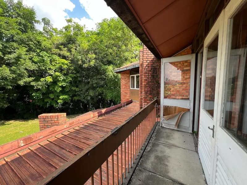 Bungalow for Sale in Seksyen 16 (Petaling Jaya) - Fazillah Rahim - Balcony - PropertyGuru.com.my