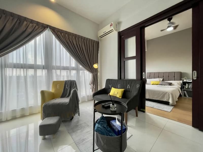 Condominium for Rent at Bay Point @ Country Garden Danga Bay - Ellen Yeap - Living Room - PropertyGuru.com.my