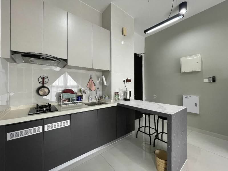 Condominium for Rent at Bay Point @ Country Garden Danga Bay - Ellen Yeap - Kitchen - PropertyGuru.com.my