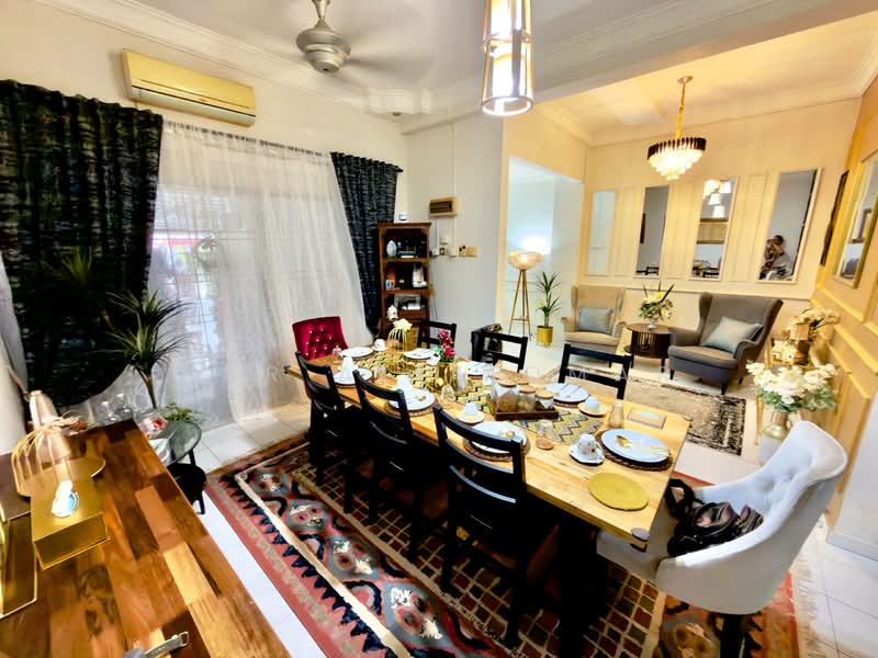 Rumah Teres untuk Dijual di Bandar Puteri Klang (Klang) - Nur Alia Omar - Dining Room - PropertyGuru.com.my