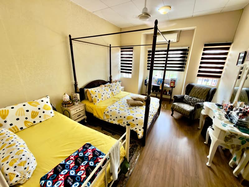 Rumah Teres untuk Dijual di Bandar Puteri Klang (Klang) - Nur Alia Omar - Bedroom - PropertyGuru.com.my
