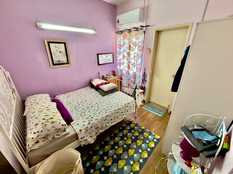 Rumah Teres untuk Dijual di Bandar Puteri Klang (Klang) - Nur Alia Omar - Bedroom - PropertyGuru.com.my