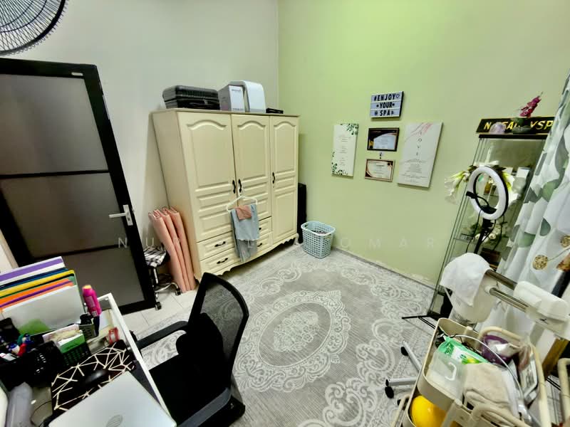 Rumah Teres untuk Dijual di Bandar Puteri Klang (Klang) - Nur Alia Omar - Study - PropertyGuru.com.my