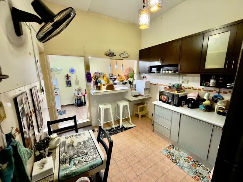 Rumah Teres untuk Dijual di Bandar Puteri Klang (Klang) - Nur Alia Omar - Kitchen - PropertyGuru.com.my