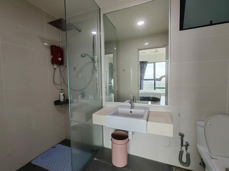 Service Residence for Rent at Southkey Mosaic - Jenny Tee - Bathroom - PropertyGuru.com.my