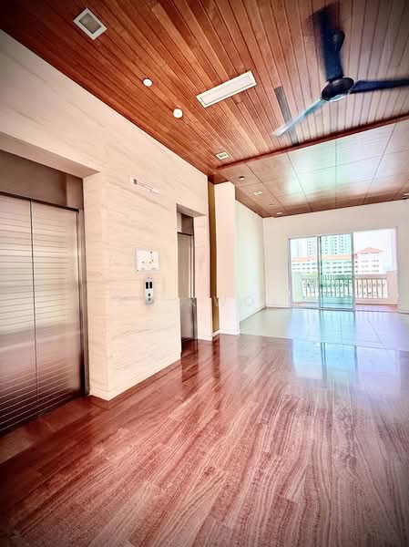 Servis Apartment untuk Dijual di Straits Quay (The Suites at Waterside) - KK Kwok - PropertyGuru.com.my
