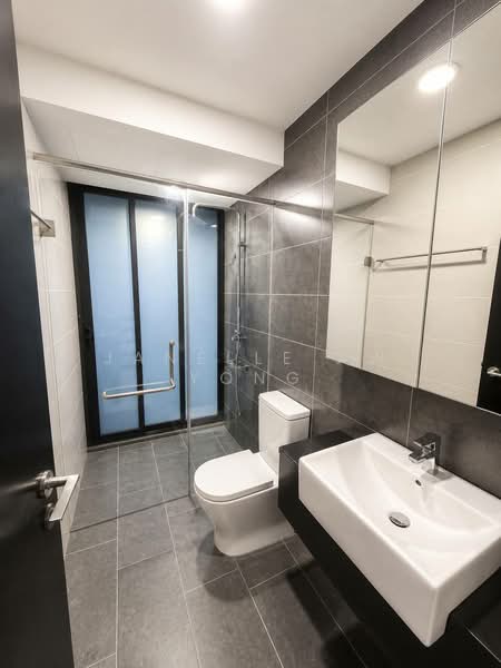 Apartment for Sale at Almas - Janelle Aw Yong - Bathroom - PropertyGuru.com.my