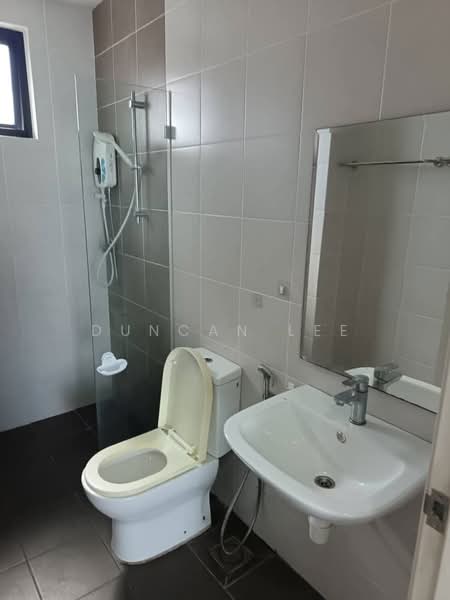 Servis Apartment untuk Disewa di D'sands Residence - Duncan Lee - Bathroom - PropertyGuru.com.my