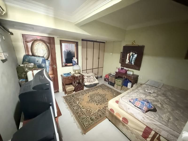 Rumah Teres 2 Tingkat untuk Dijual di Seksyen 6 (Shah Alam) - Mohammad Din Majid - Bedroom - PropertyGuru.com.my