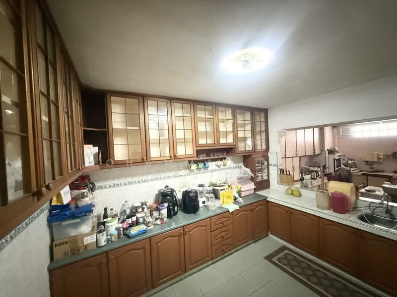 Rumah Teres 2 Tingkat untuk Dijual di Seksyen 6 (Shah Alam) - Mohammad Din Majid - Kitchen - PropertyGuru.com.my