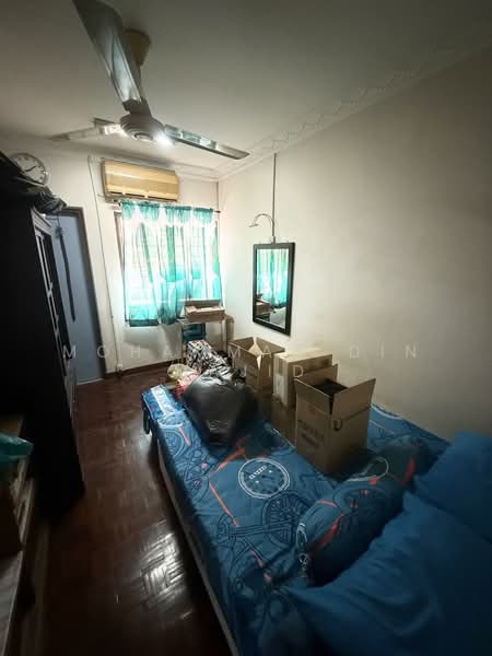 Rumah Teres 2 Tingkat untuk Dijual di Seksyen 6 (Shah Alam) - Mohammad Din Majid - Bedroom - PropertyGuru.com.my