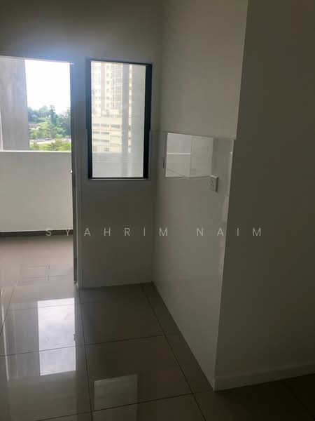 Kondominium untuk Dijual di The Greens @ Subang West - Syahrim Naim - Balcony - PropertyGuru.com.my