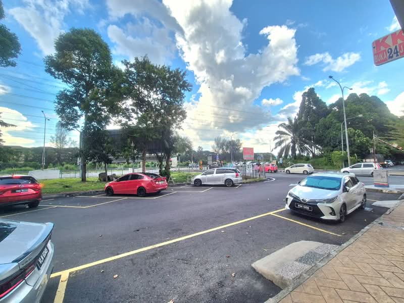 For Sale - Seksyen 4