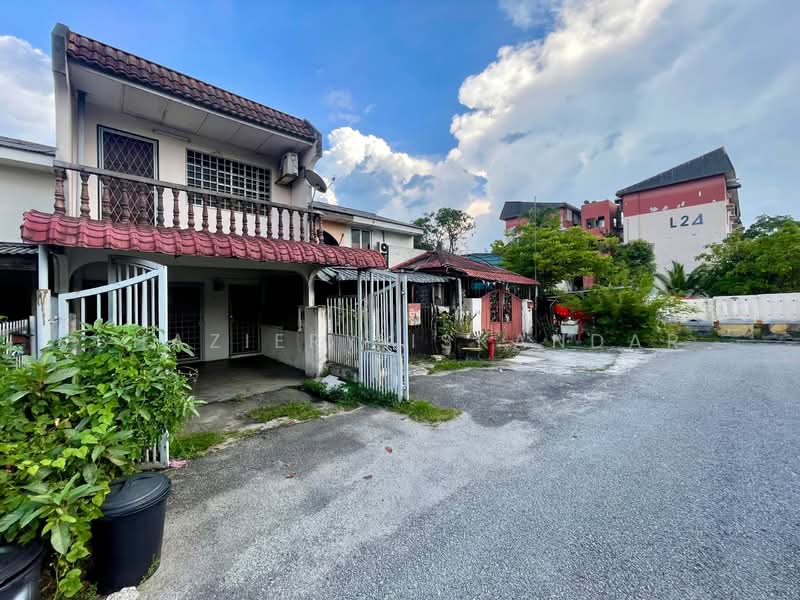 2-storey Terraced House for Sale in Pandan Jaya (Ampang) - Shaziery Iskandar - Exterior - PropertyGuru.com.my