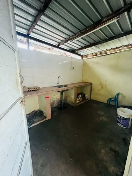 Rumah Berkembar untuk Dijual di Pekan Nanas (Johor) - Sin Yie - Kitchen - PropertyGuru.com.my