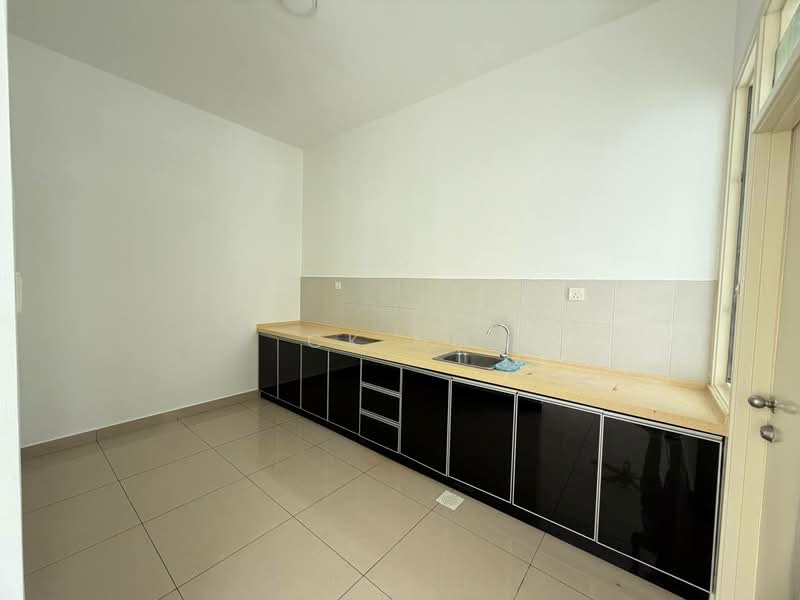 Rumah Kluster untuk Dijual di Taman Adda Heights (Tebrau) - CK Ng - Kitchen - PropertyGuru.com.my