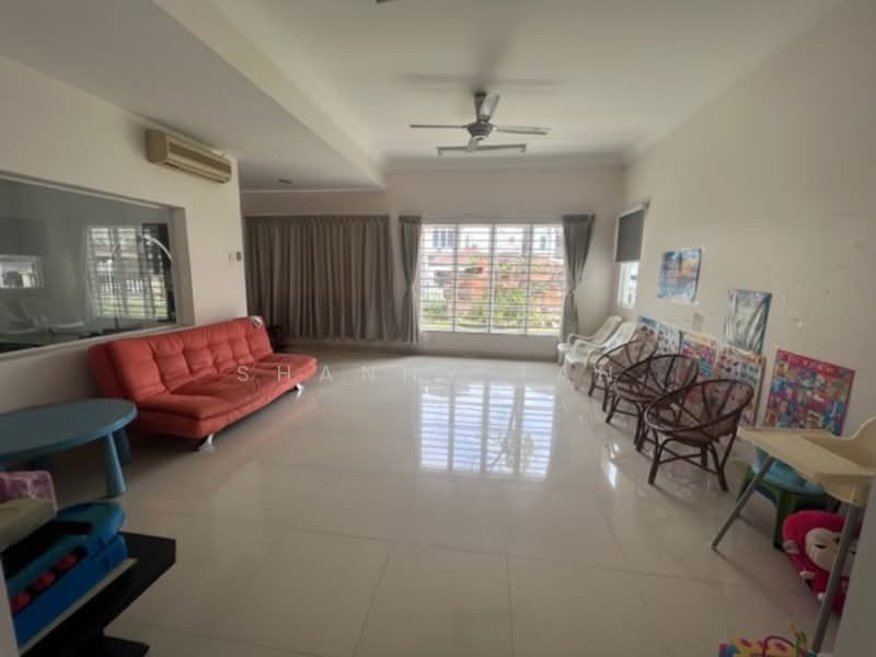 Bungalow for Sale in Taman Ikhlas (Bandar Sungai Long) - Shanny Tan - Living Room - PropertyGuru.com.my