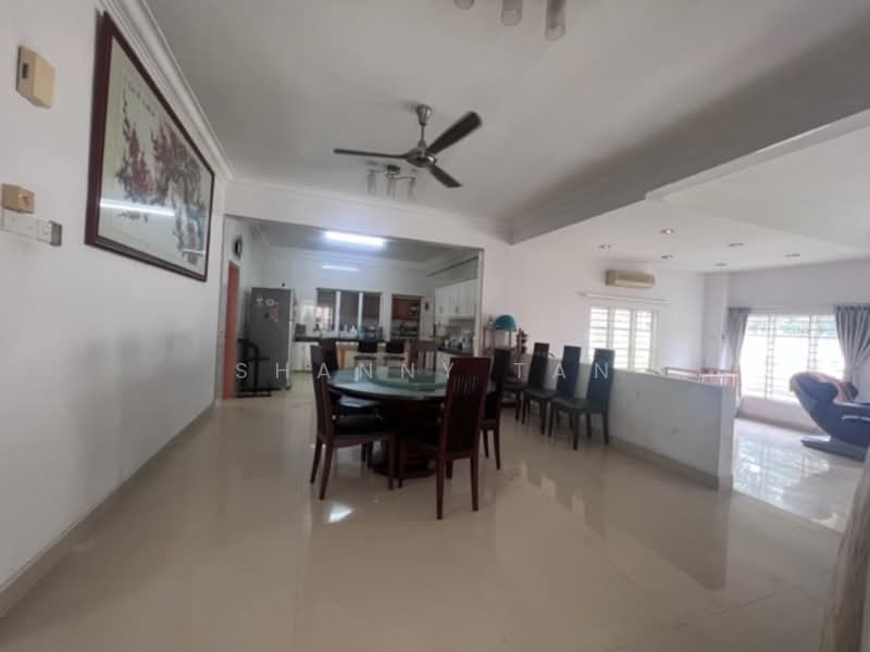 Bungalow for Sale in Taman Ikhlas (Bandar Sungai Long) - Shanny Tan - Dining Room - PropertyGuru.com.my