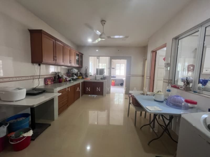 Bungalow for Sale in Taman Ikhlas (Bandar Sungai Long) - Shanny Tan - Kitchen - PropertyGuru.com.my