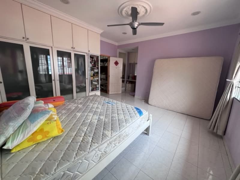 Bungalow for Sale in Taman Ikhlas (Bandar Sungai Long) - Shanny Tan - Bedroom - PropertyGuru.com.my