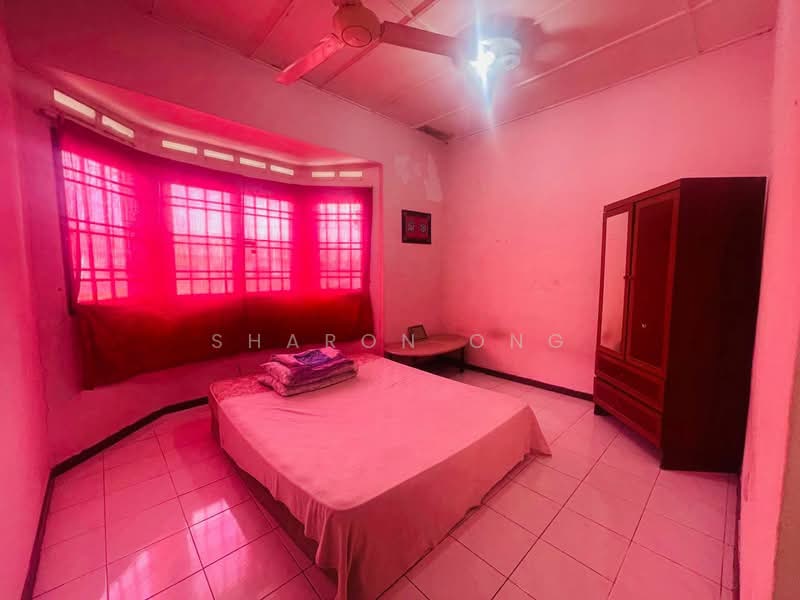 2-storey Terraced House for Sale in Johor Bahru (Johor) - Sharon Ong - Bedroom - PropertyGuru.com.my
