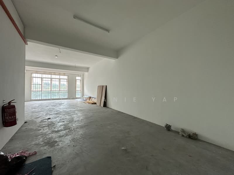 Shop for Rent in Kota Bayuemas (Klang) - Stephanie Yap - Interior - PropertyGuru.com.my