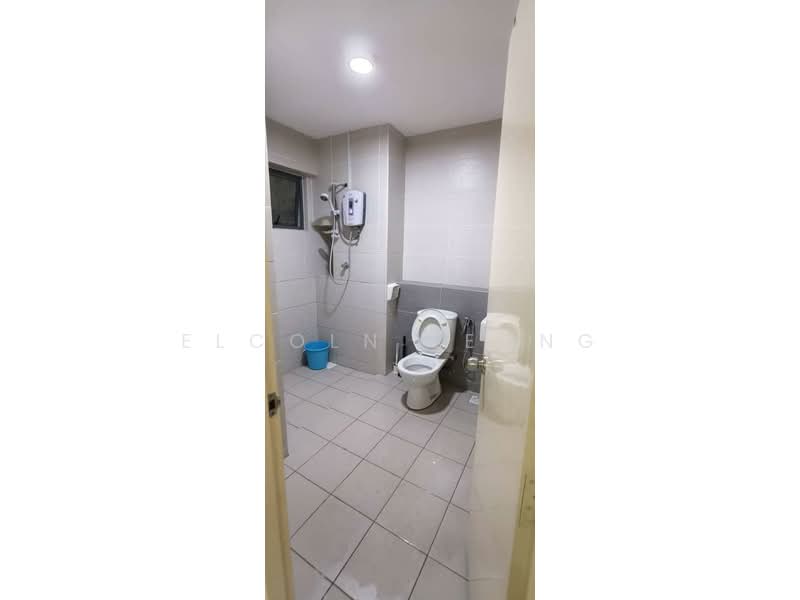 Servis Apartment untuk Disewa di SetiaWalk - Elcoln Leong - Bathroom - PropertyGuru.com.my