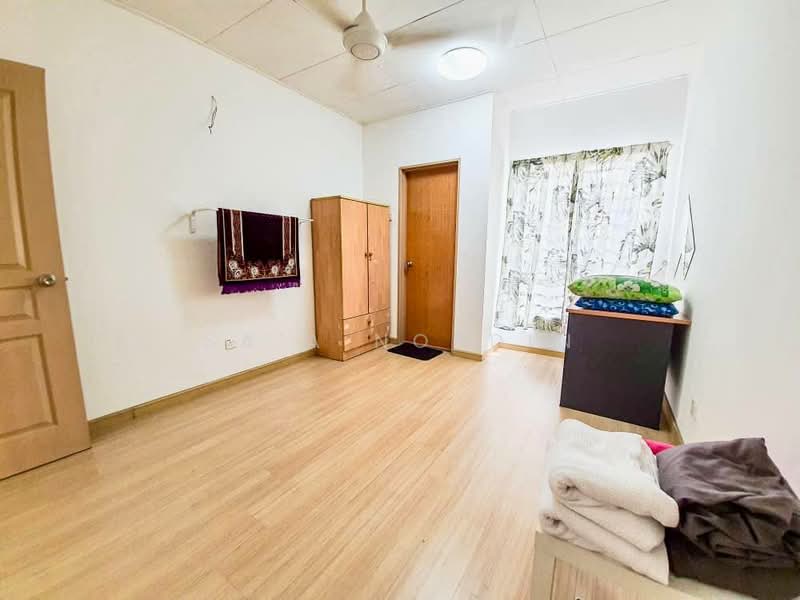 Terraced House for Sale in Sungai Buloh (Selangor) - Sa'a Nordin - Bedroom - PropertyGuru.com.my