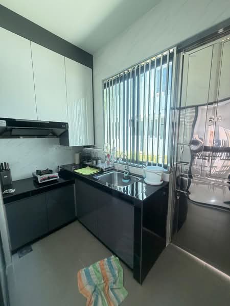 2-storey Terraced House for Rent in Bandar Gamuda Gardens (Rawang) - Tiffany Yang - Kitchen - PropertyGuru.com.my
