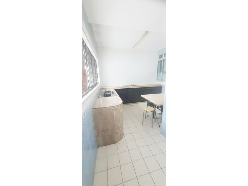 Rumah Teres 2 Tingkat untuk Dijual di Taman Perling (Perling) - Iden Tan - Kitchen - PropertyGuru.com.my