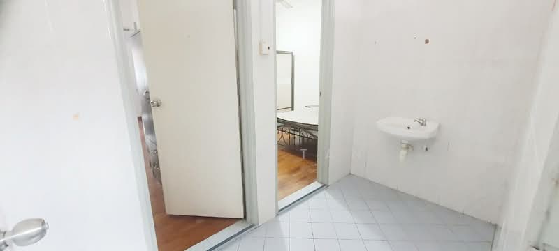 Rumah Teres 2 Tingkat untuk Dijual di Taman Perling (Perling) - Iden Tan - Bedroom - PropertyGuru.com.my
