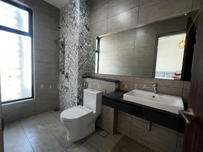 Rumah Teres untuk Dijual di Elmina (Shah Alam) - Ridhwan Razak - Bathroom - PropertyGuru.com.my