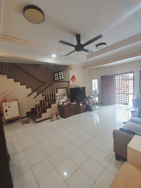 Rumah Teres 2 Tingkat untuk Dijual di Taman Daya (Johor Bahru) - Evon Yap - Living Room - PropertyGuru.com.my