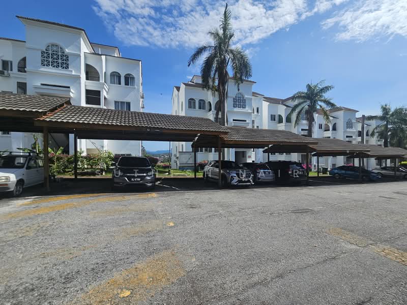 Untuk Disewa - Spanish Villa