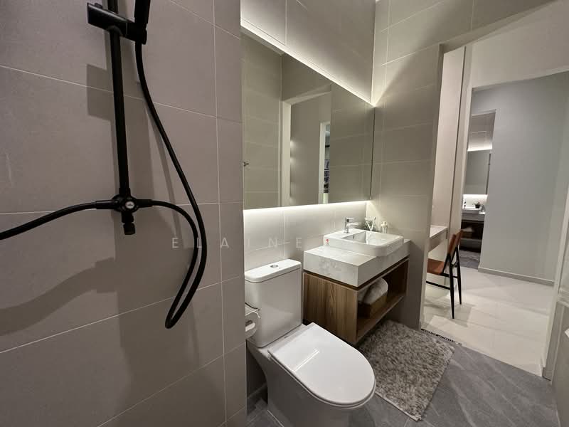 Service Residence for Sale at Summer Suites - Residensi Bukit Meldrum - Elaine Ng - Bathroom - PropertyGuru.com.my